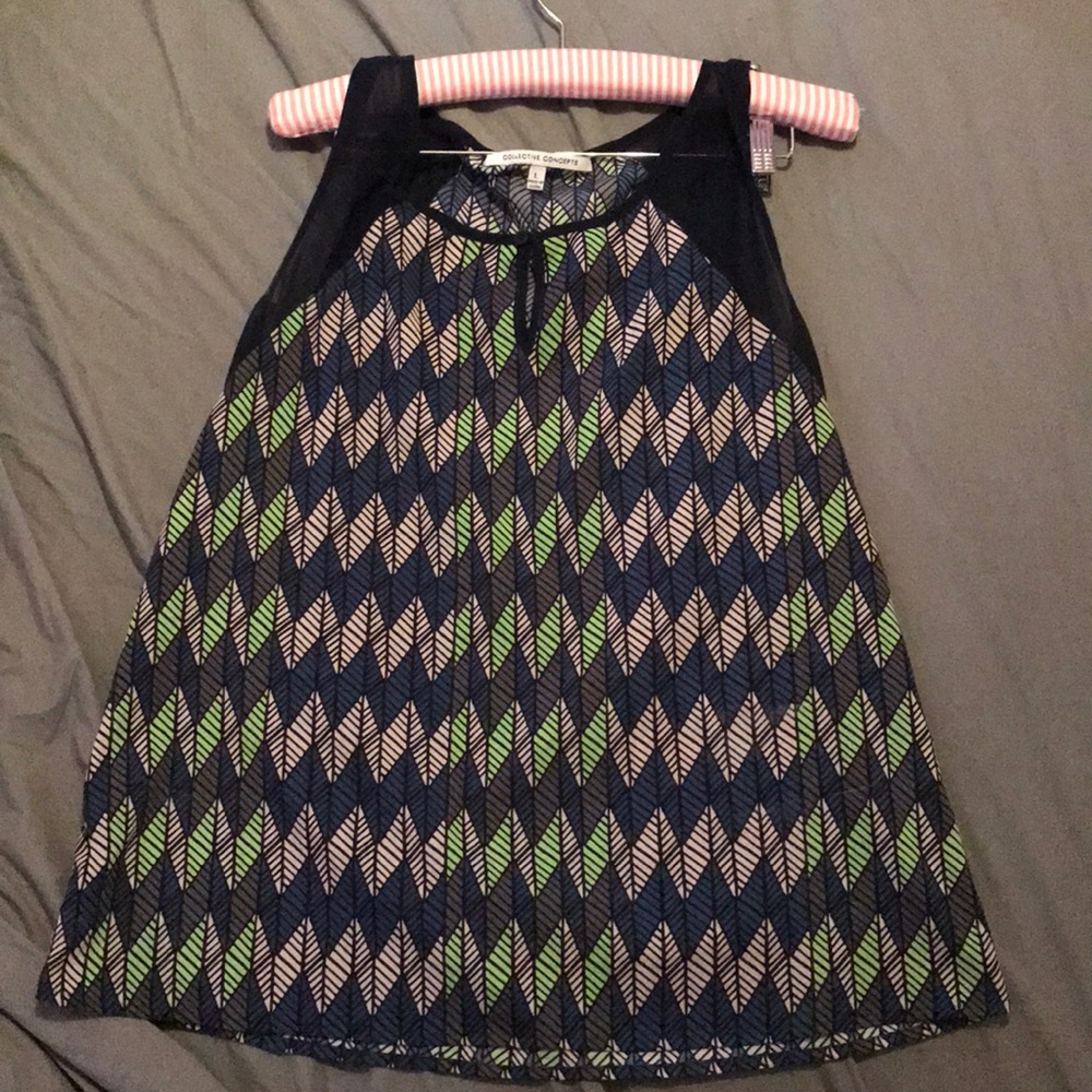 Beautiful fashion top!